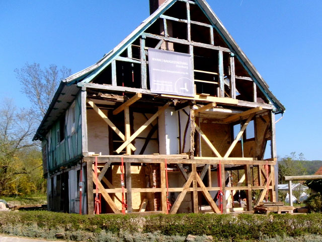 Restauration eines Fachwerk-Hauses in Diemarden 